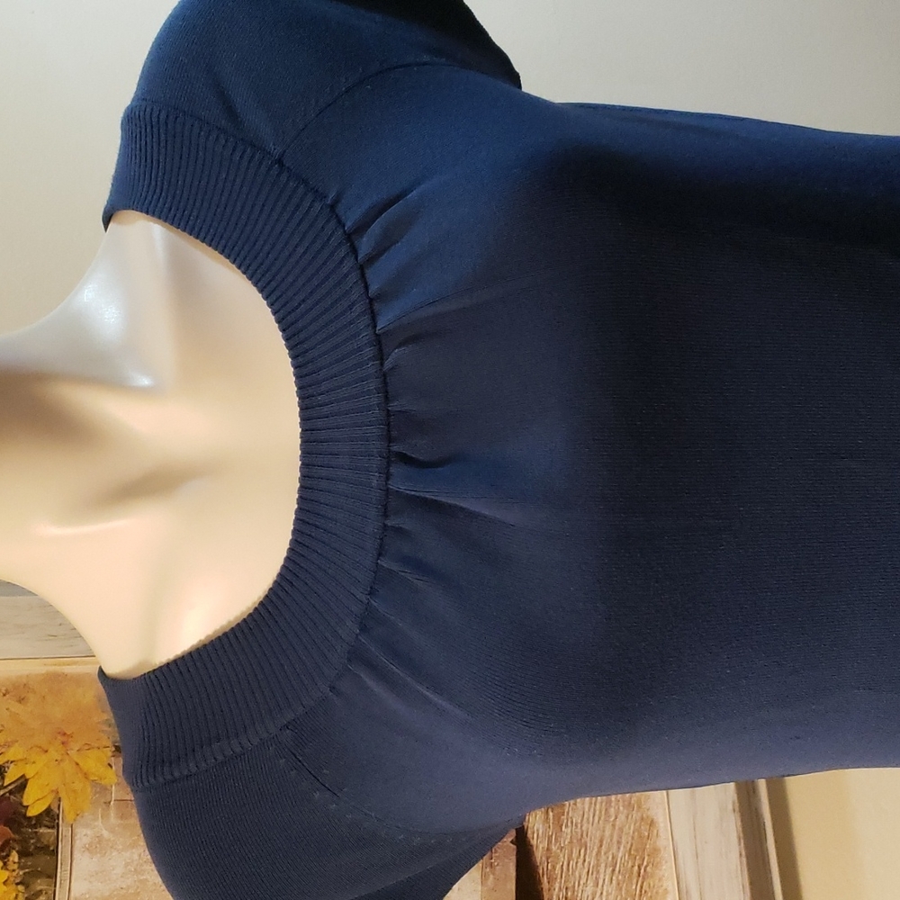 ♦️♦️ SOLD ♦️♦️LOFT Sweater - Picture 5 of 11